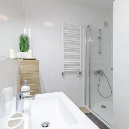 Waterline Apartment